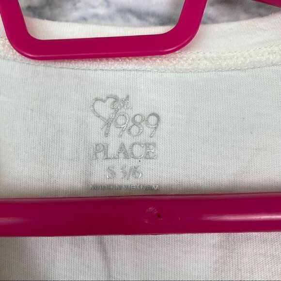 Children’s place perfume graphic print longsleeve t-shirt w/ 3D pink ruffles 5/6 - Picture 4 of 5